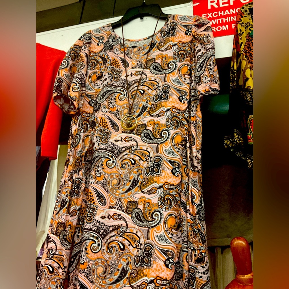 Long T shirt With a great pattern.